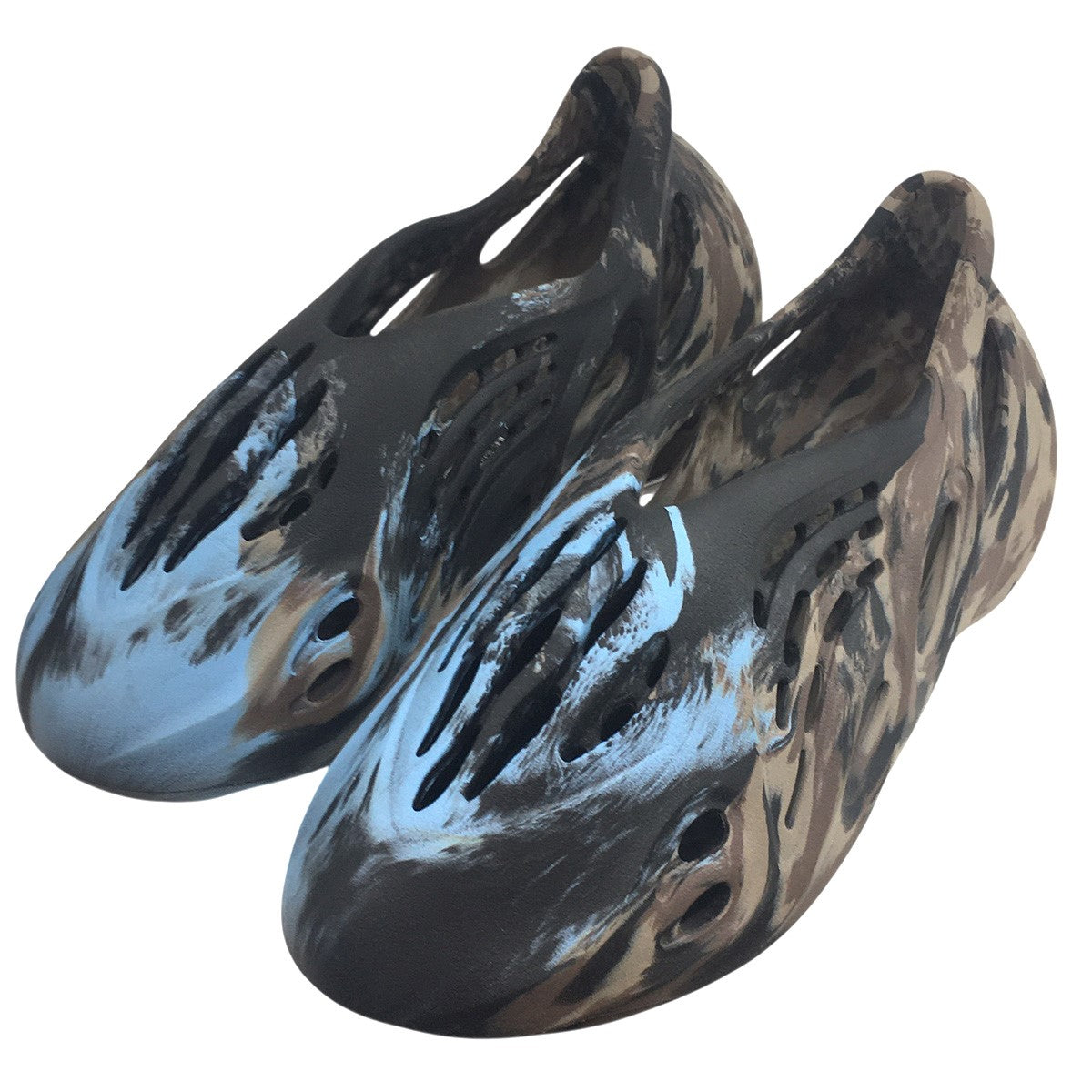 yeezy FORM RNR イージーフォームランナー　MX CINDER Where to Buy the YEEZY Foam Runner “MX Cinder” | House of Heat°