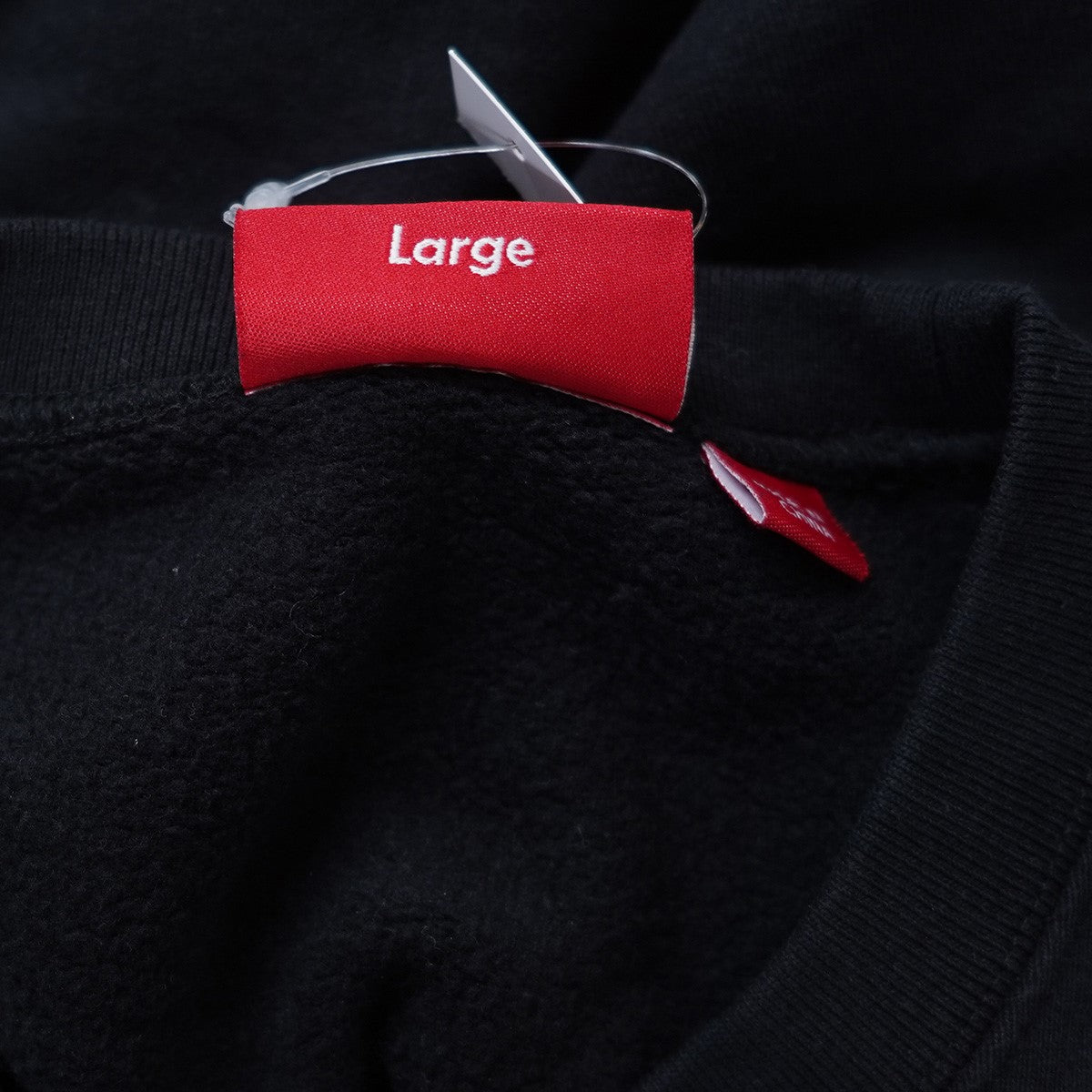 Supreme(シュプリーム) 23SS Crest Crewneck クレスト ロゴ 刺繍クルー