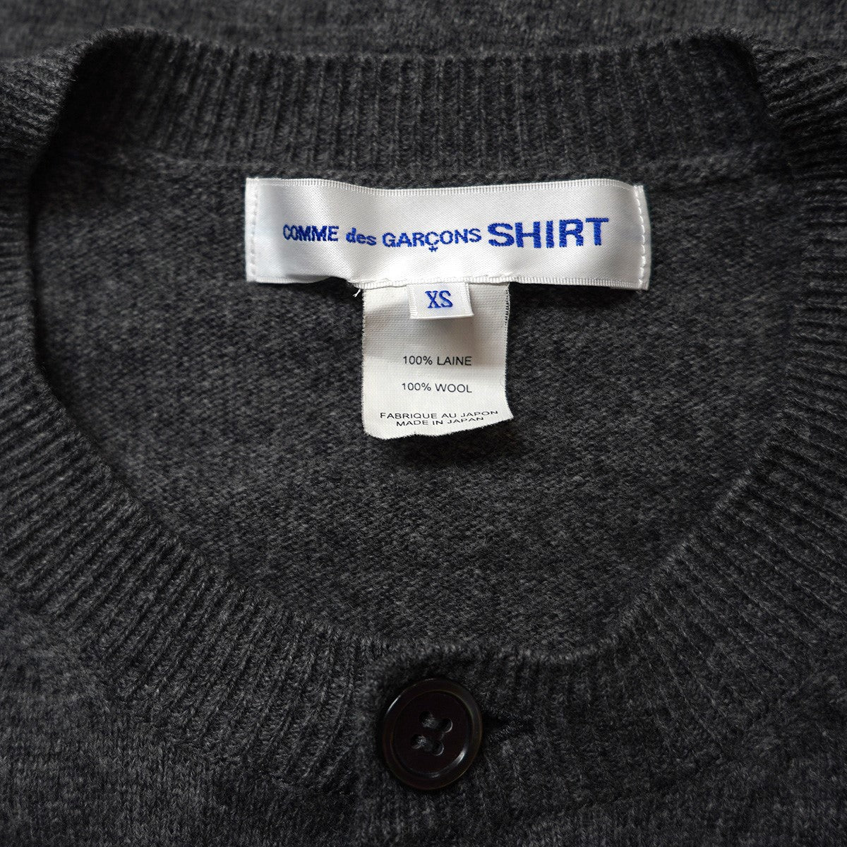 ニットカーディガン