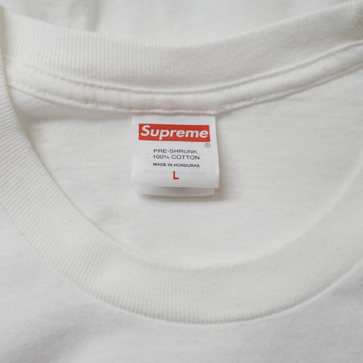 Supreme(シュプリーム) 25SS Damien Hirst Teeバックロゴ フォト