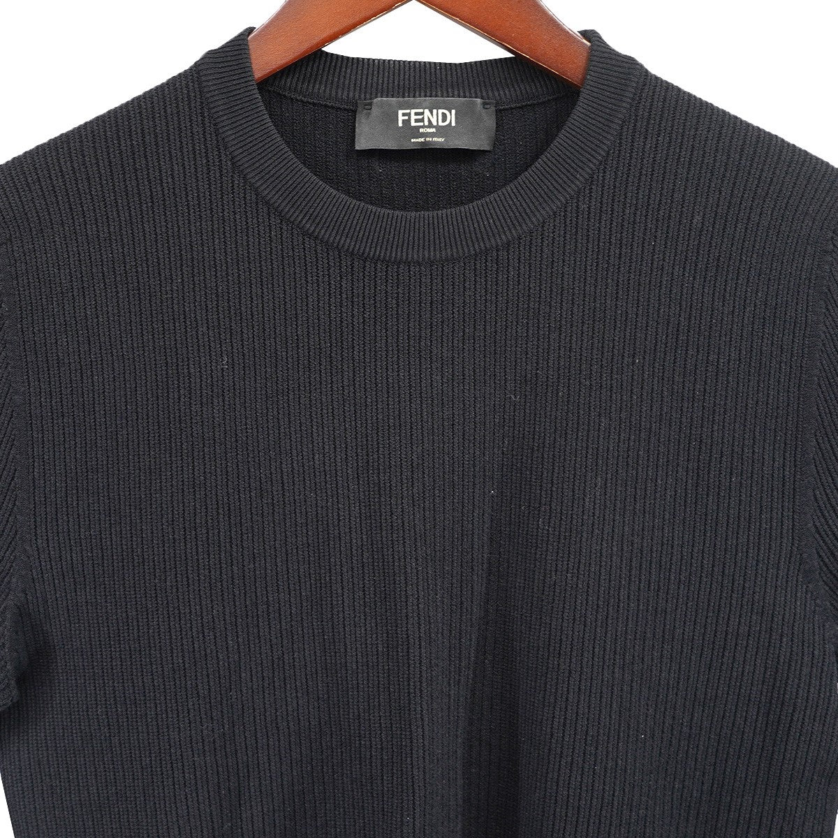 FENDI PULLOVER バックロゴ レーヨン ポリ リブ 短丈 半袖 ニット Tシャツ 古着・中古-4枚目のアイテム画像