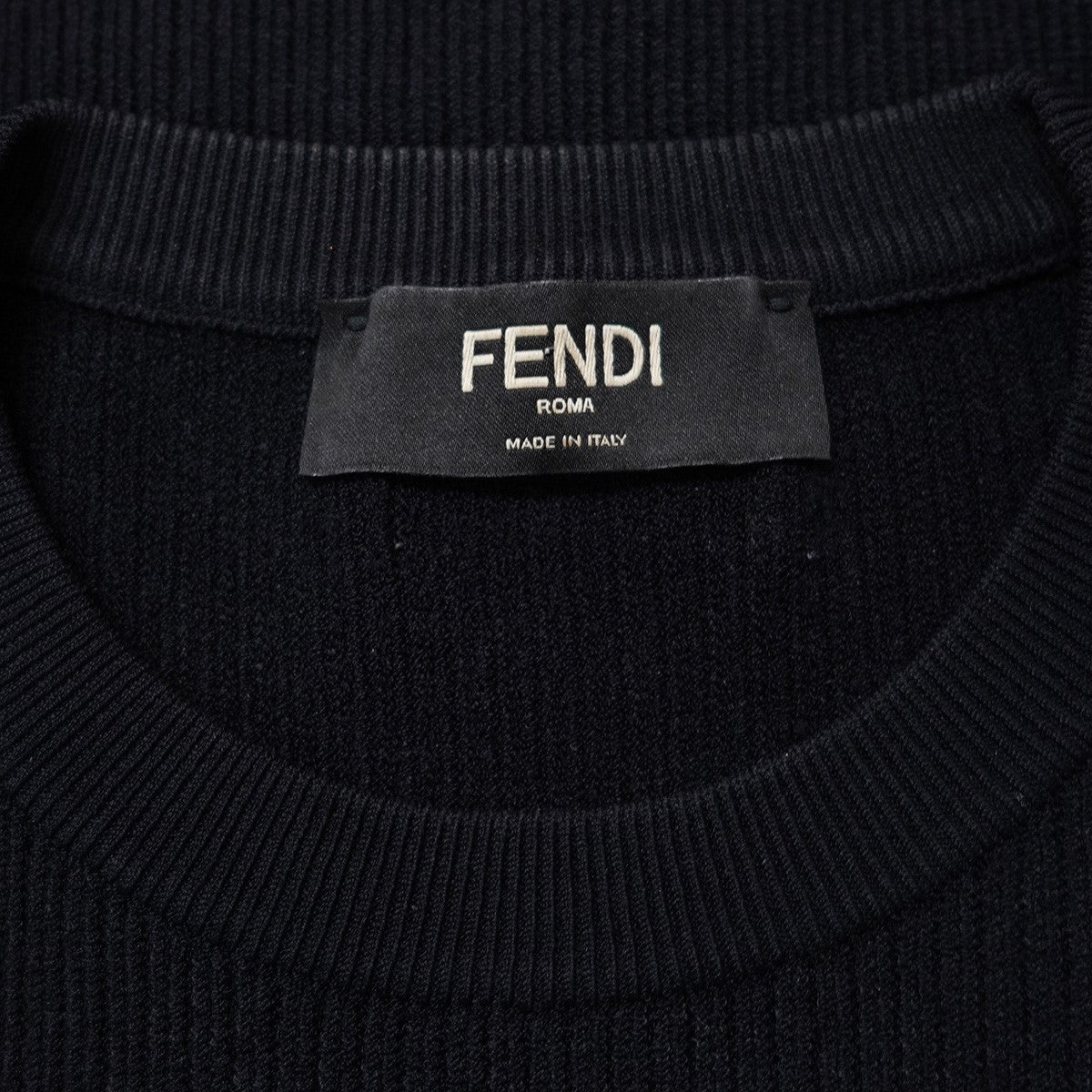 FENDI PULLOVER バックロゴ レーヨン ポリ リブ 短丈 半袖 ニット Tシャツ 古着・中古-5枚目のアイテム画像
