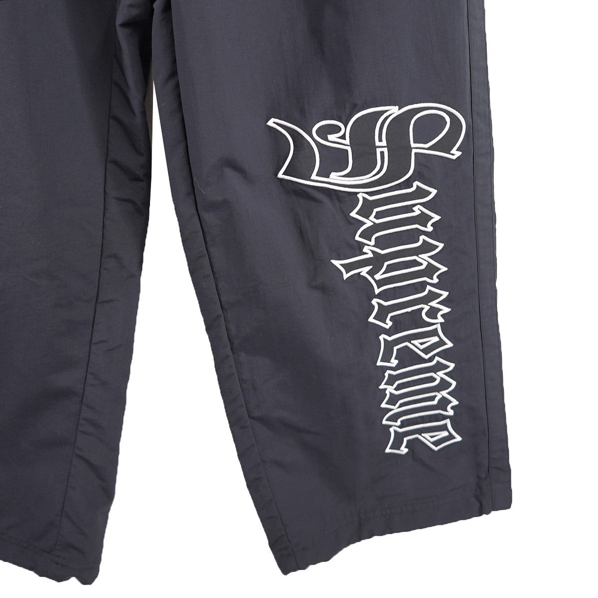 Supreme(シュプリーム) 25SS Old English Track Pantオールド