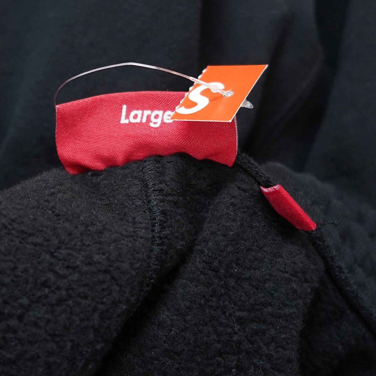 Supreme★シュプリーム★ピットブル 刺繍 スウェットパンツ Pitbulls Embroidered Sweatpant | Supreme 25ss
