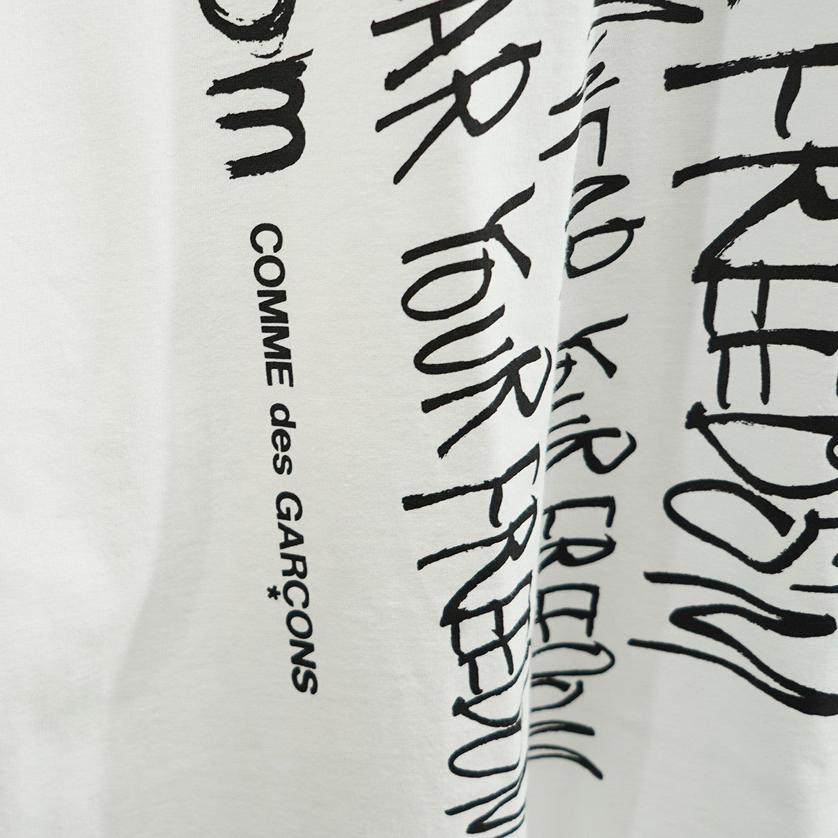 COMME des GARCONS(コムデギャルソン) 25SS メッセージ ペイント