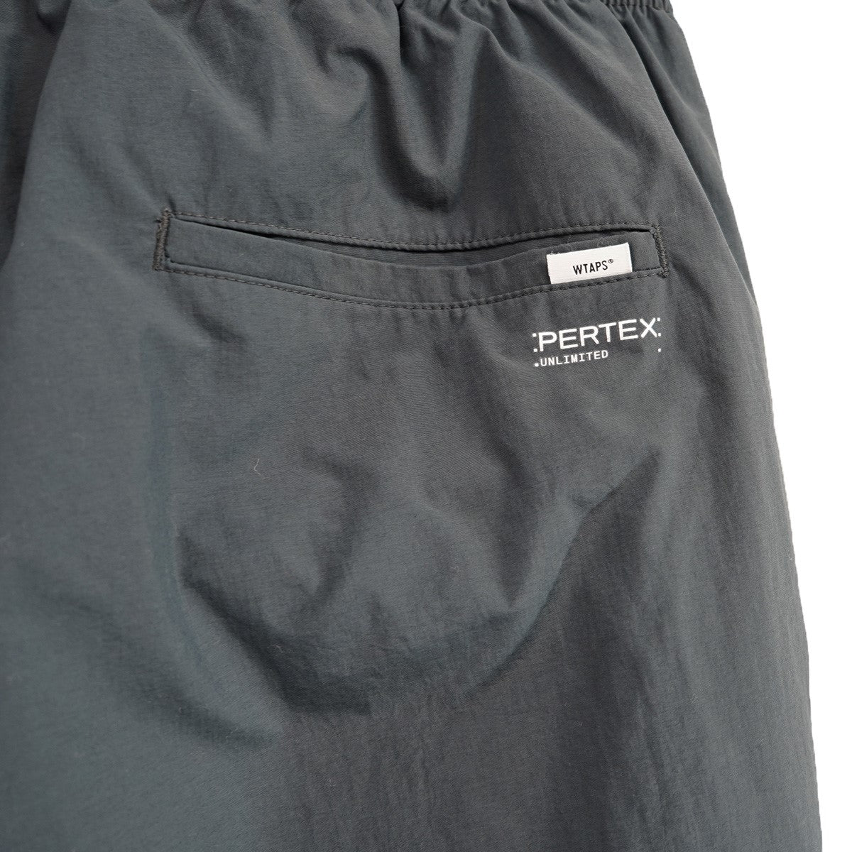 wtaps 23ss SPST2001 黒 XL 室内での試着のみ　ほぼ新品 wtaps 23ss SPST2001 黒 XL 室内での試着のみ ほぼ新品 wtaps