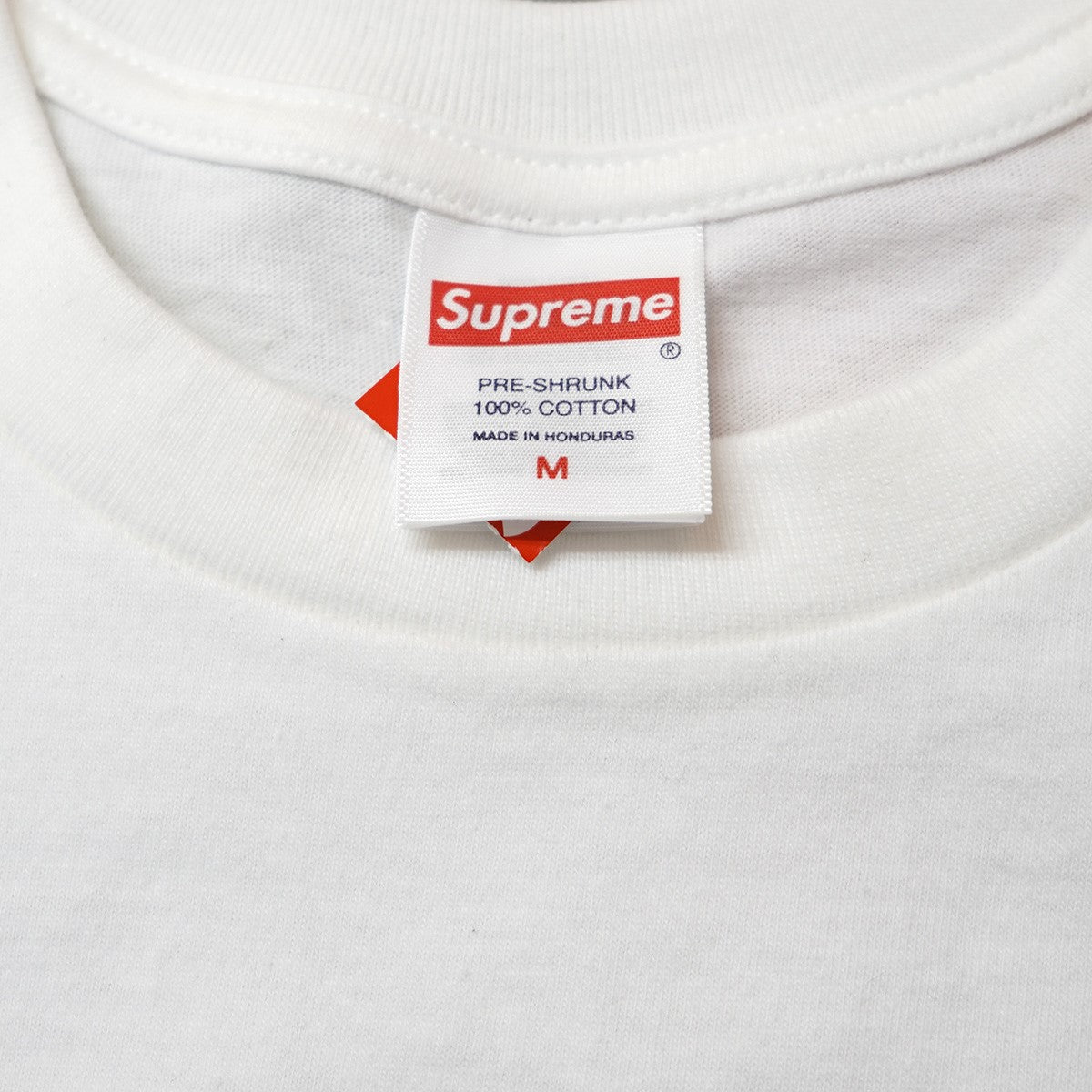 Supreme Stick Tee ホワイト　Mサイズ Supreme Stick Tee ホワイト Mサイズ 即日発送 - メルカリ