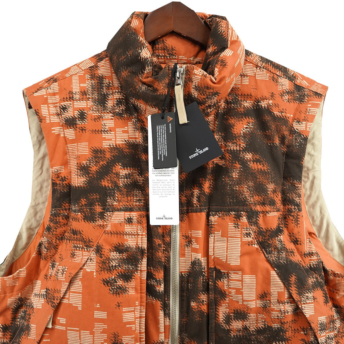 STONE ISLAND 24AW Anti-Drop Zipped Camouflage Down Vestアンチドロップ ジップド カモ カモフラージュ ダウンベスト 古着・中古-3枚目のアイテム画像