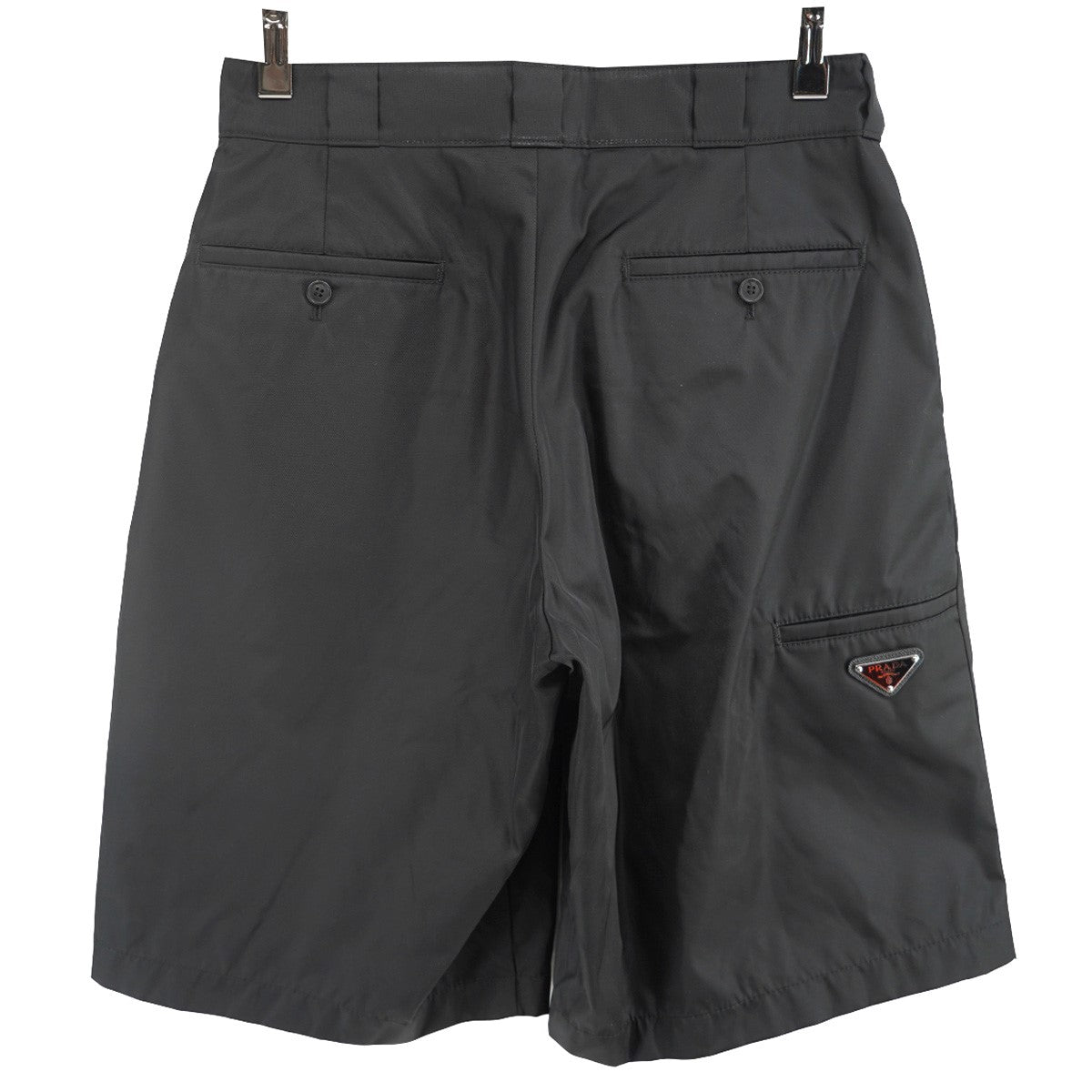 PRADA 23SS Re-Nylon バミューダショーツ トライアングルロゴプレート リナイロン ショーツ ハーフパンツ 古着・中古-1枚目のアイテム画像