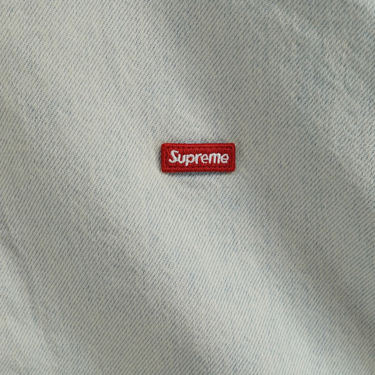 Supreme 25AW Small Box Denim Shirtスモールボックス ロゴ デニムシャツ 古着・中古-2枚目のアイテム画像