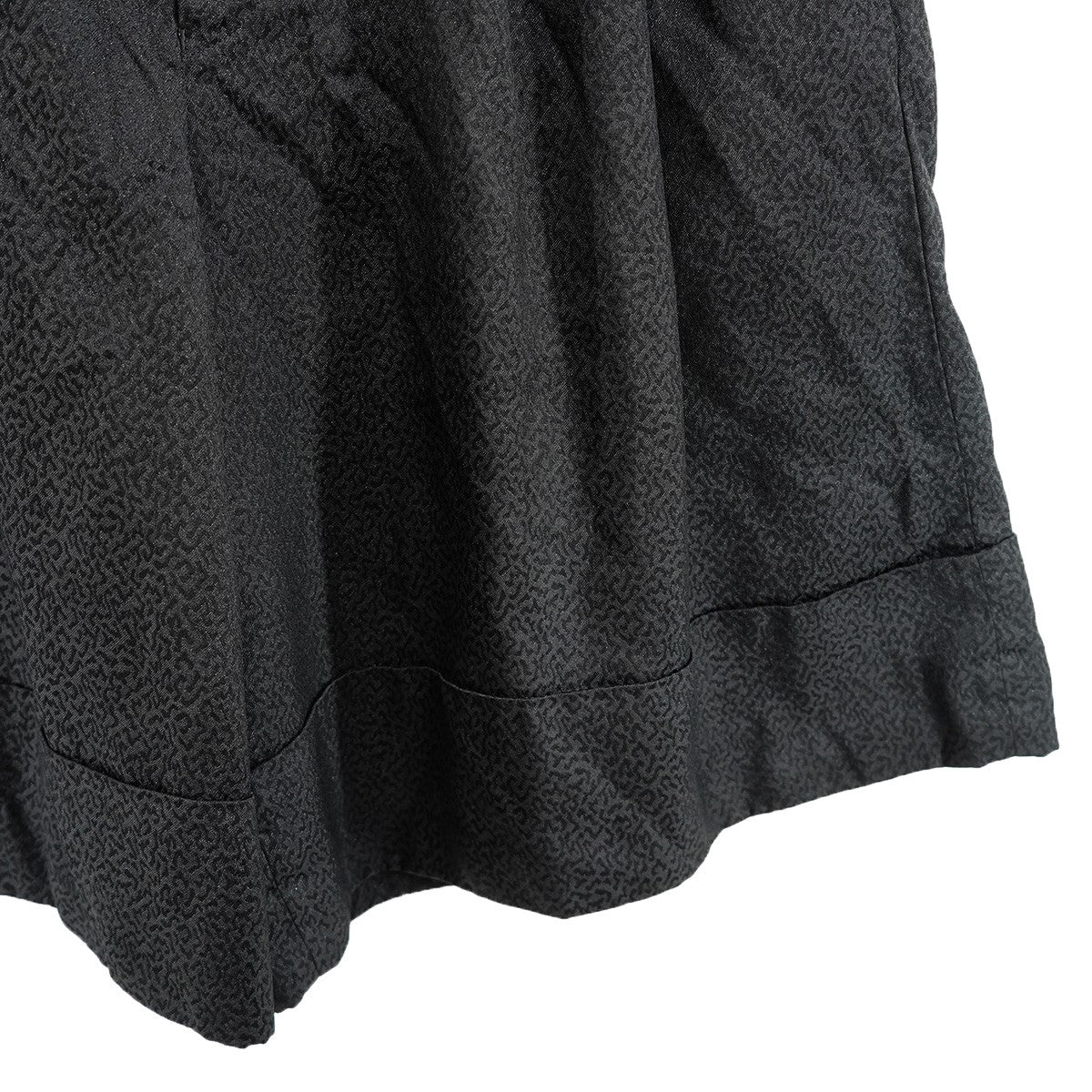 19AW 「Finding Beauty in the Dark」期ポリエステル縮絨 総柄 ジャガード ワイド ショーツ ハーフパンツ