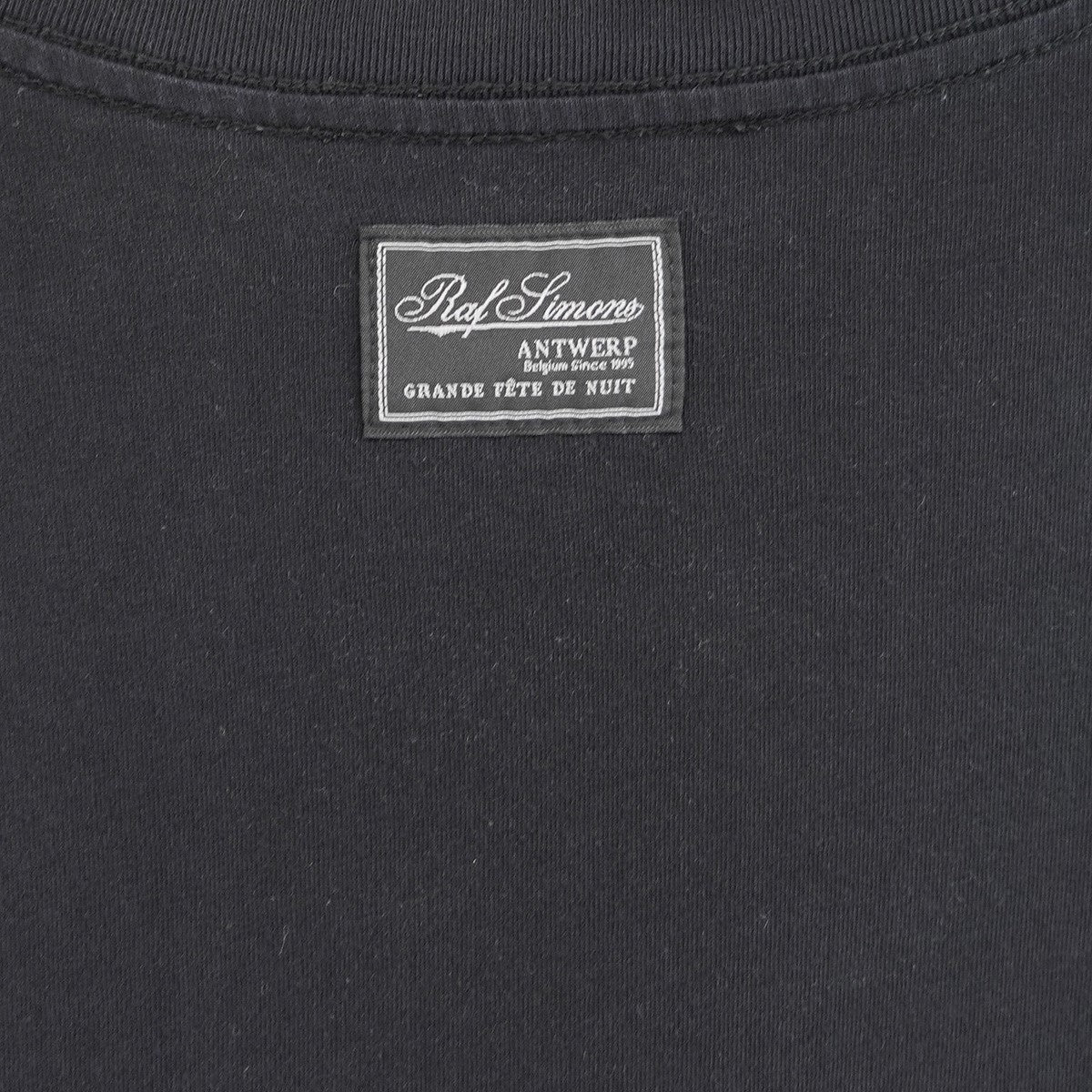 RAF SIMONS 22AW OVERSIZED FESTIVAL FOOLS PRINT ON FRONT T-SHIRTオーバーサイズ フェスティバル フールズ ロゴ パッチ Tシャツ 古着・中古-4枚目のアイテム画像