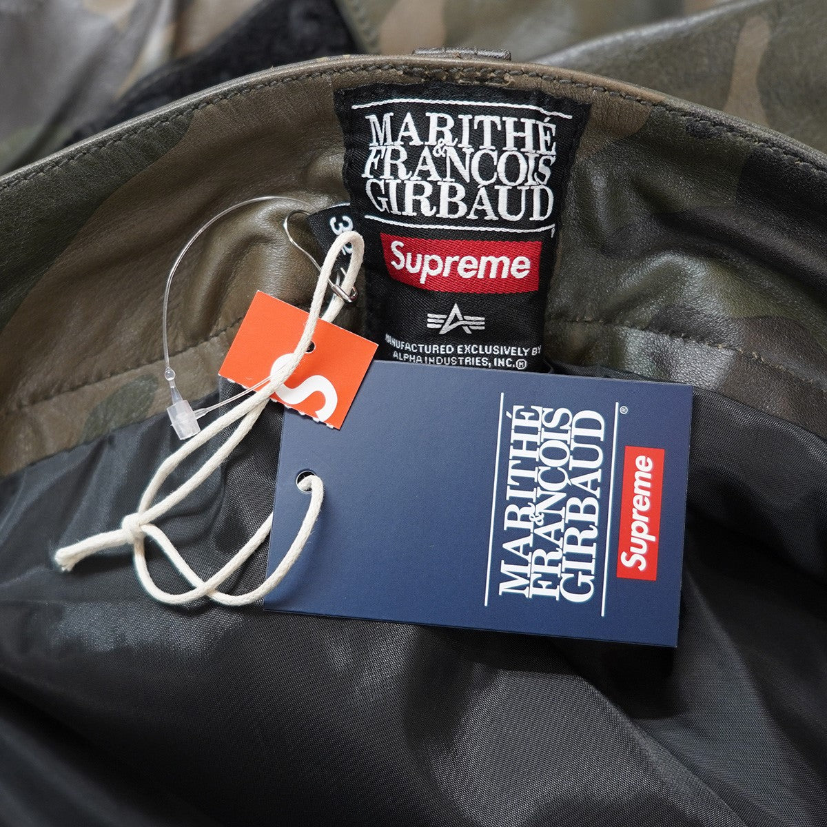 Supreme×Marithe + Francois Girbaud 25SS Shuttle Tape Leather Cargo Pant Camoロゴ シャトル テープ レザー カーゴ パンツ 古着・中古-7枚目のアイテム画像