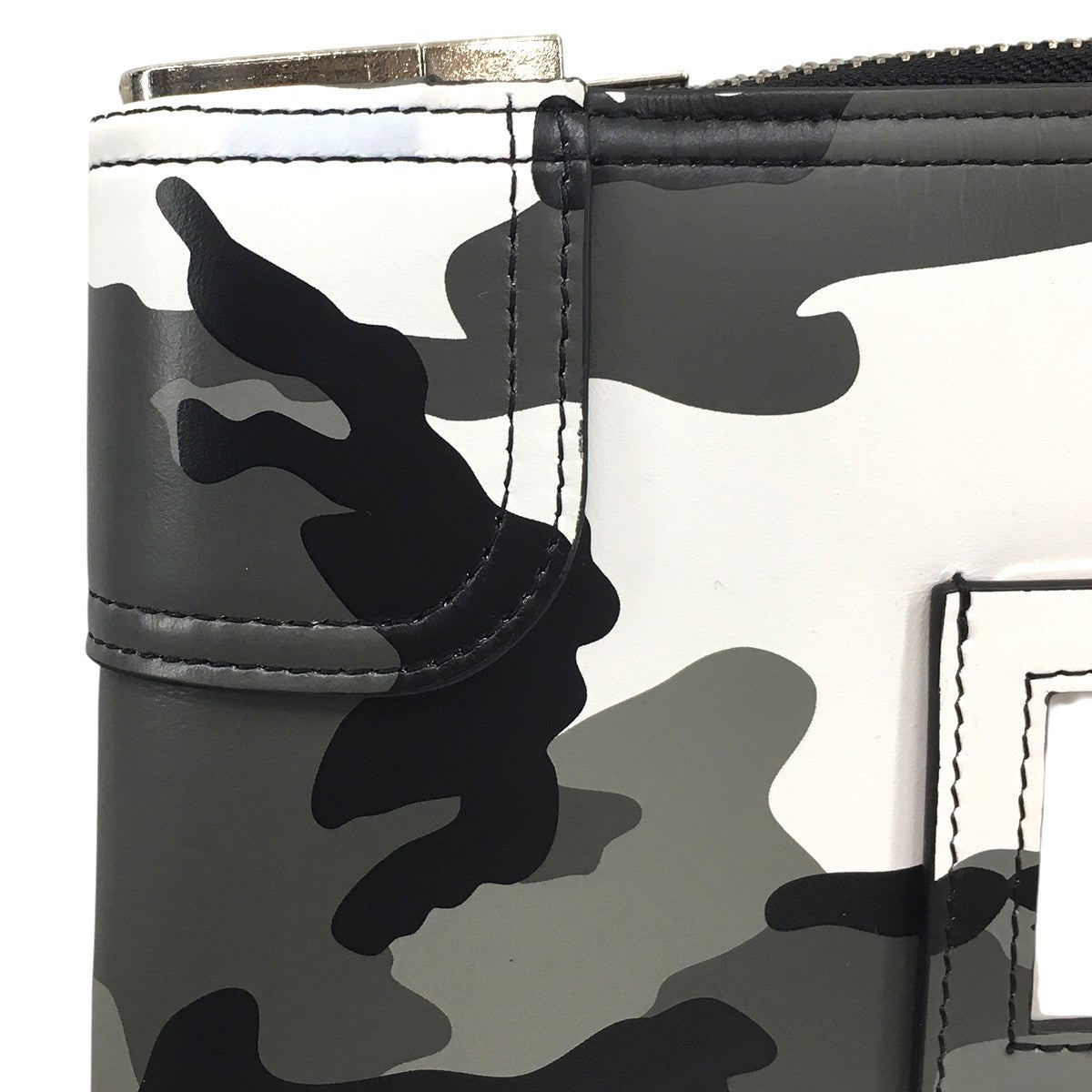 Supreme(シュプリーム) 25SS Leather Money Bag Snow Camo イタリア製