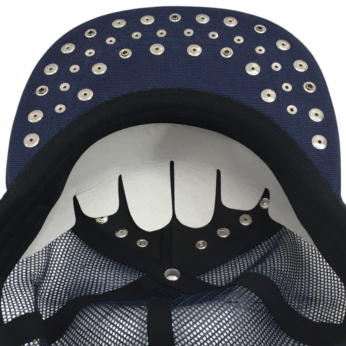 25AW b．b． Simon Studded Mesh Back 5-Panelビービーサイモン ロゴ スタッズ メッシュ バック 5 パネル キャップ 帽子