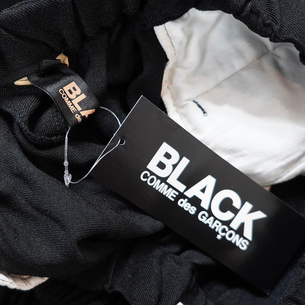 BLACK COMME des GARCONS(ブラックコムデギャルソン) 25AW エステル太