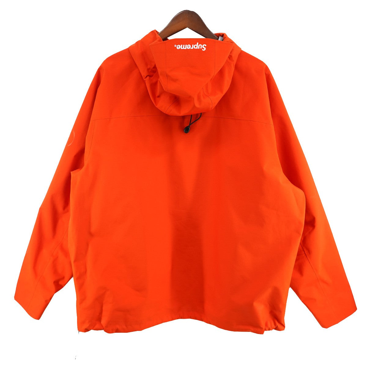 Supreme(シュプリーム) 24SS GORE-TEX Taped Seam Shell Jacketロゴ