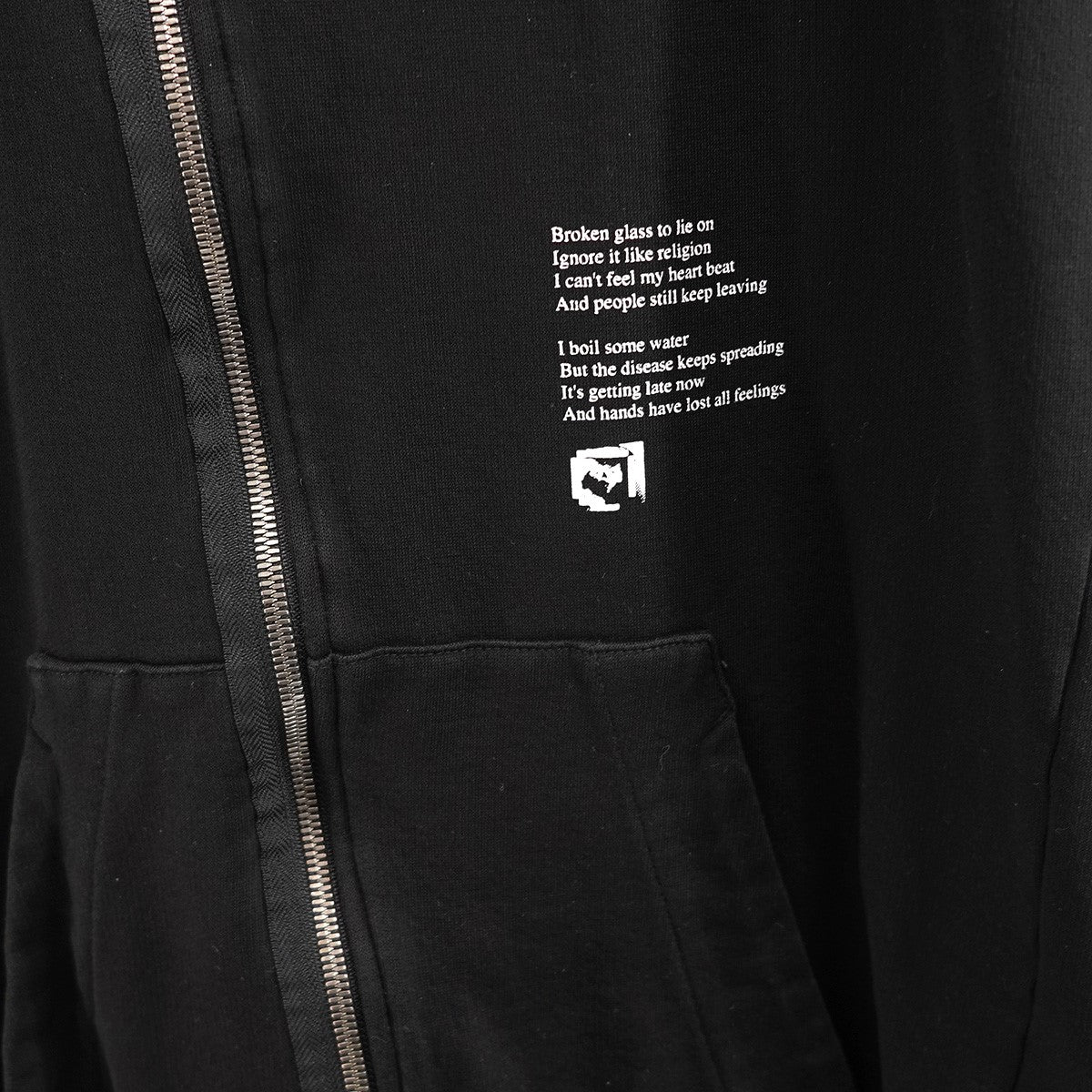 JULIUS(ユリウス) 17SS Dust Zip Hoodie ダスト ロゴ ジップ フーディ