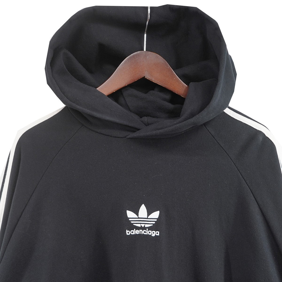 BALENCIAGA×adidas 22AW adidasコラボ Large Fit Hoodieロゴ スリーブ ライン オーバーサイズ パーカー 古着・中古-3枚目のアイテム画像