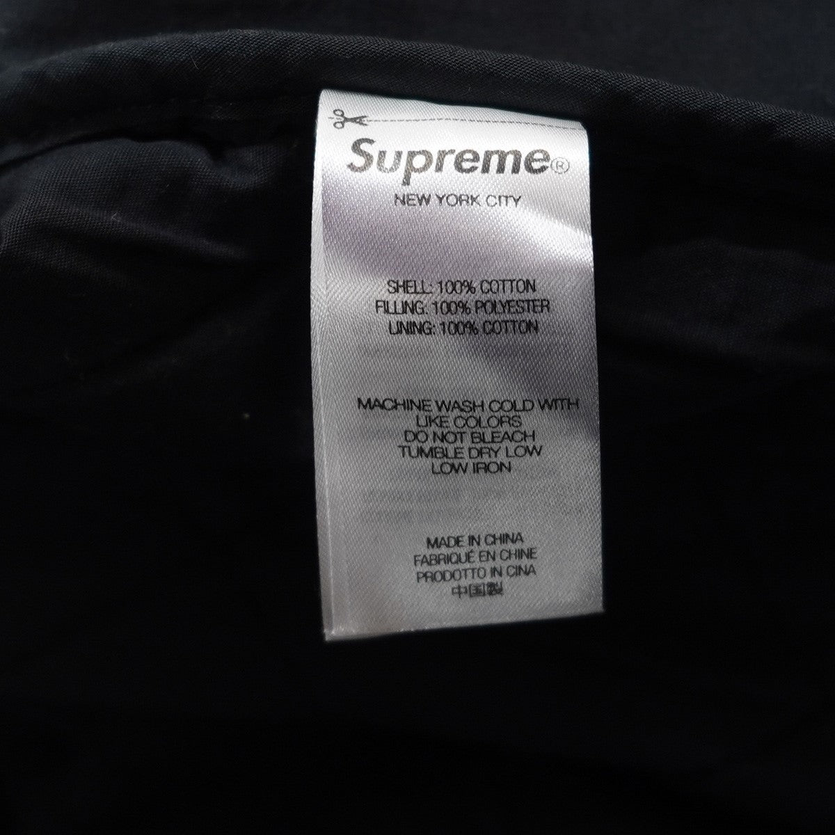 Supreme(シュプリーム) 24AW Quilted Flannel Zip Up Shirt ロゴ
