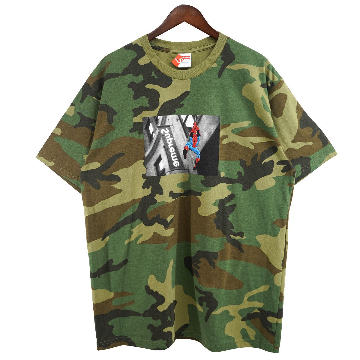 Supreme 26SS Spider-Man Tee Woodland Camoロゴ スパイダーマン Tシャツ 古着・中古-1枚目のアイテム画像