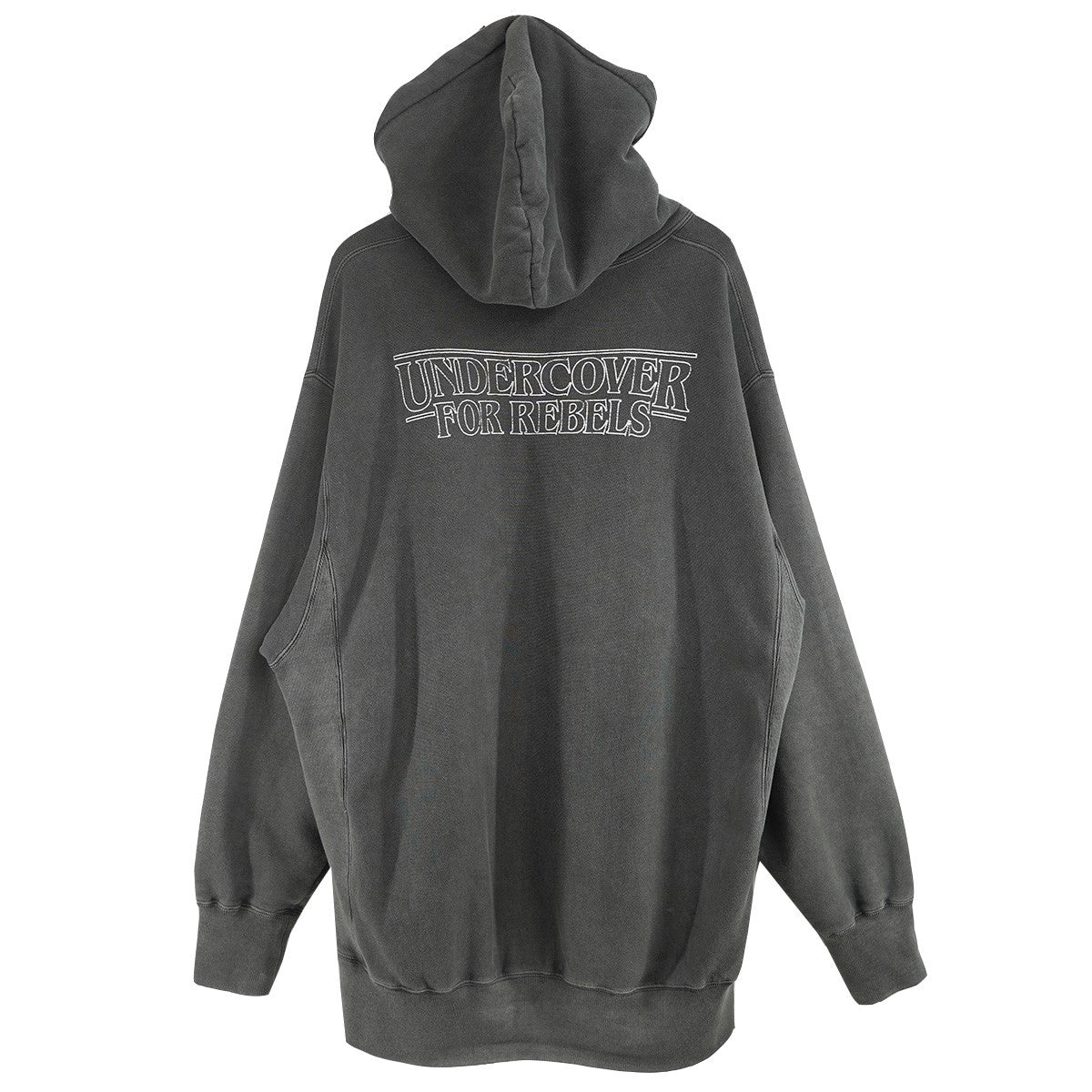 UNDERCOVER 22AW STRANGER THINGS Hellfire Club Capsule Collectionストレンジャーシングス オーバーサイズ Vintage ヴィンテージ加工 ロゴ パーカー 古着・中古-2枚目のアイテム画像