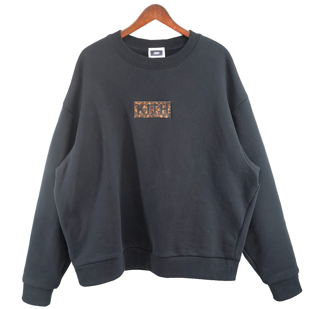 KITH 25AW Classic Logo Leopard Applique Nelson Crewneckクラシック ボックス ロゴ レオパード クルーネック スウェット トレーナー 古着・中古-1枚目のアイテム画像