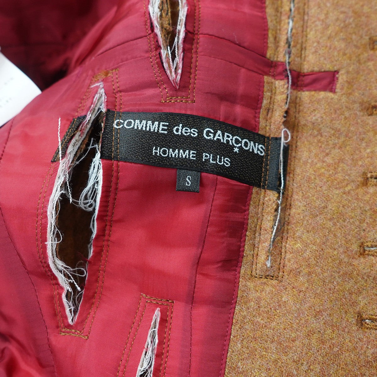 COMME des GARCONS HOMME PLUS 25AW TO HELL WITH WAR ランウェイ着 コレクションピースウール slashing スラッシング ジャケット 古着・中古-6枚目のアイテム画像