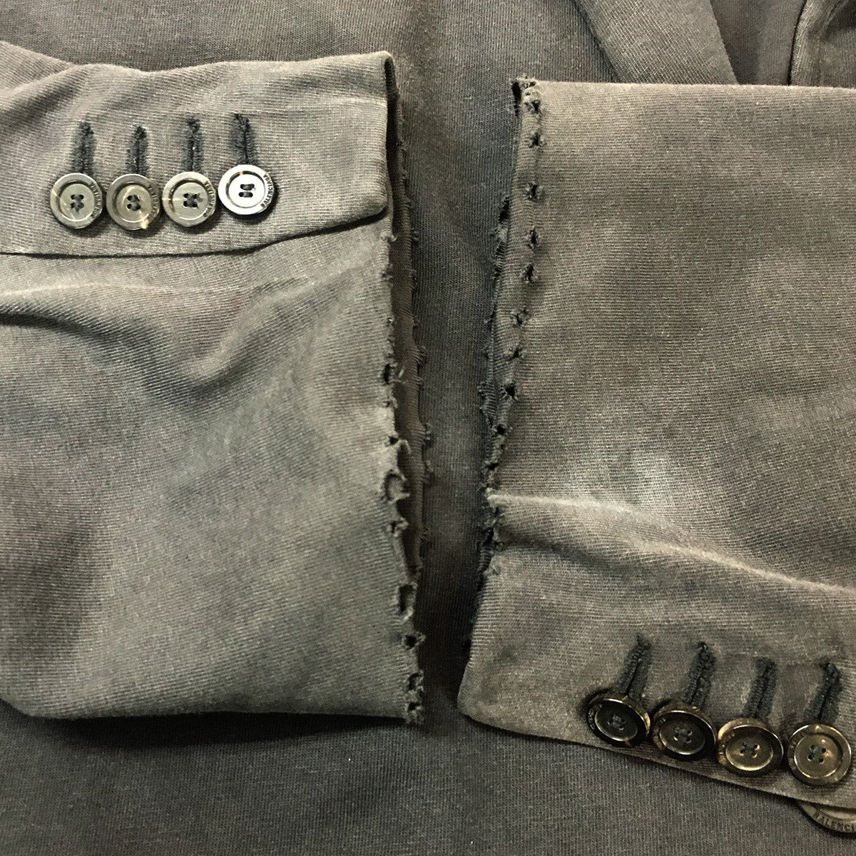 BALENCIAGA 21AW Worn Out Tailored Coat ウォーンアウトテーラード Vintage ヴィンテージ ダメージ 加工 薄手 オーバーサイズ コート 古着・中古-5枚目のアイテム画像