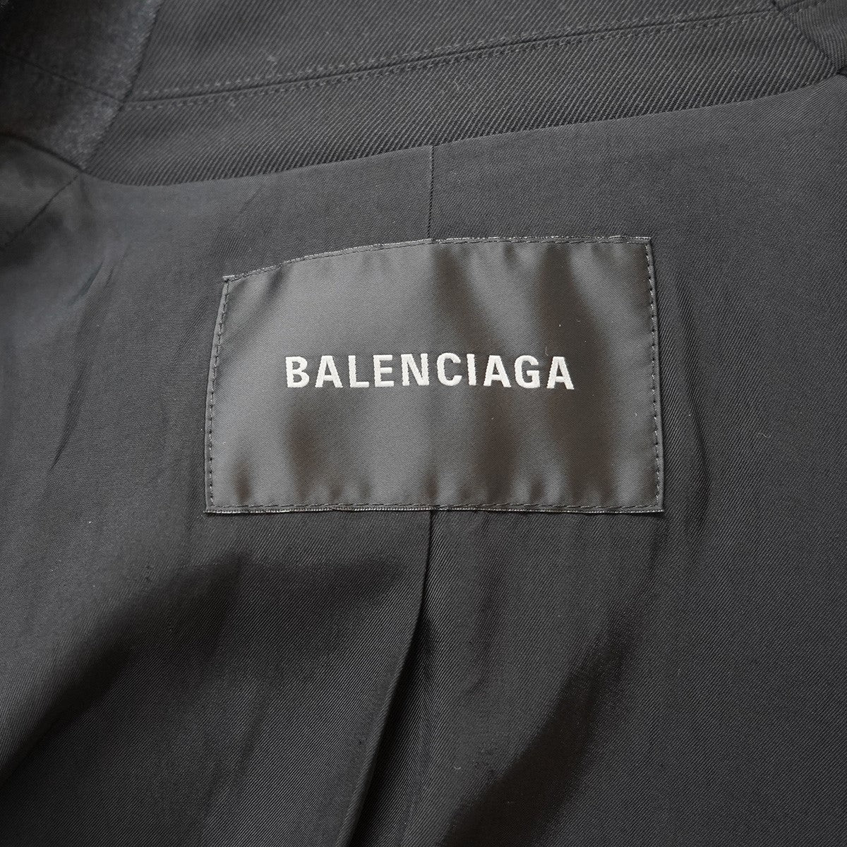 BALENCIAGA 24SS デムナ期 Distressed Double Sleeve Tailored Jacket オーバーサイズデストロイ ダメージ加工 ダブルスリーブ ドッキング 再構築テーラードジャケット 古着・中古-8枚目のアイテム画像