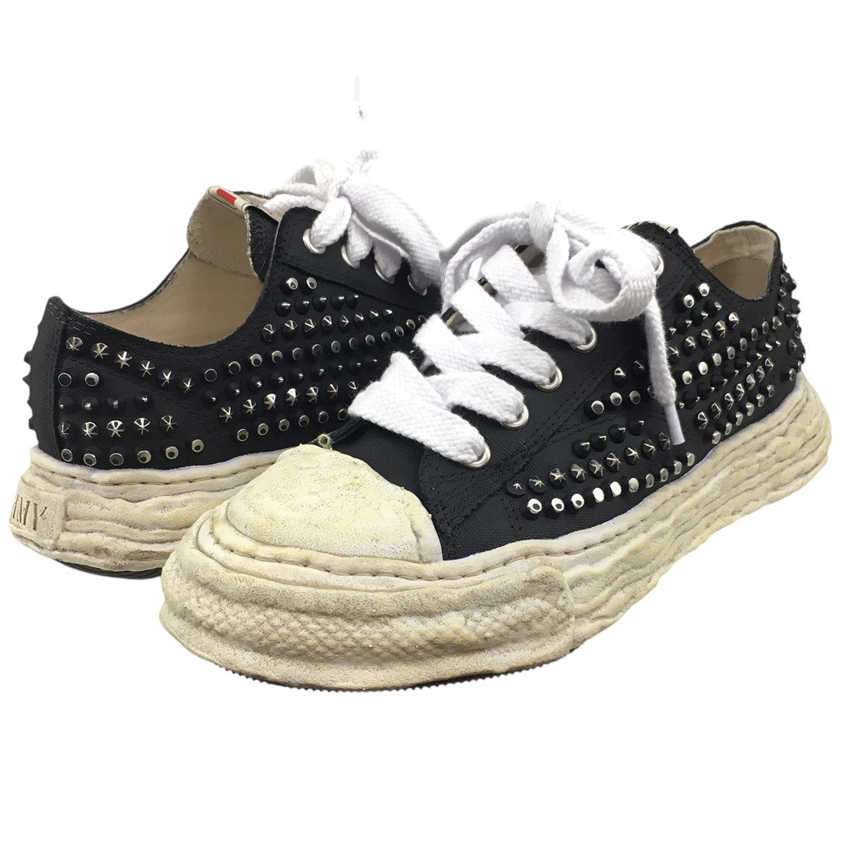 Maison MIHARA YASUHIRO PETERSON 23／ORIGINAL SOLE STUDDED PAINT CANVAS LOW-TOP SNEAKERヴィンテージ加工 スタッズ スニーカー シューズ 靴 古着・中古-1枚目のアイテム画像