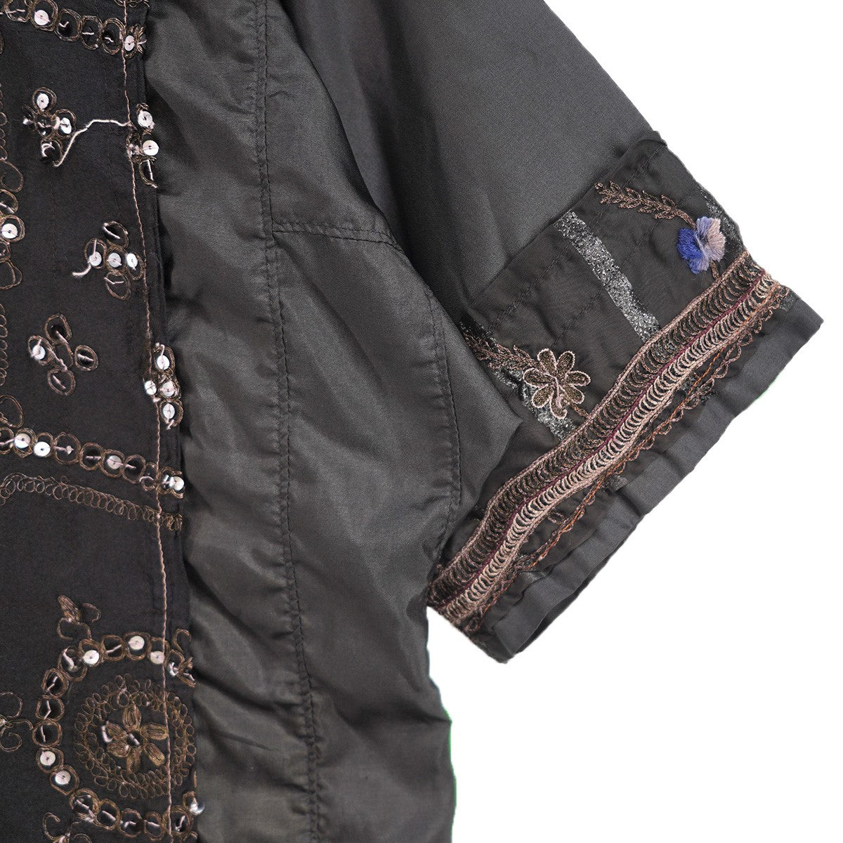 JUNYA WATANABE COMME des GARCONS 05AW Archive Old フォークロア期スパンコール装飾 ヘンリーネック ポリプルオーバー刺繍シャツ 古着・中古-5枚目のアイテム画像