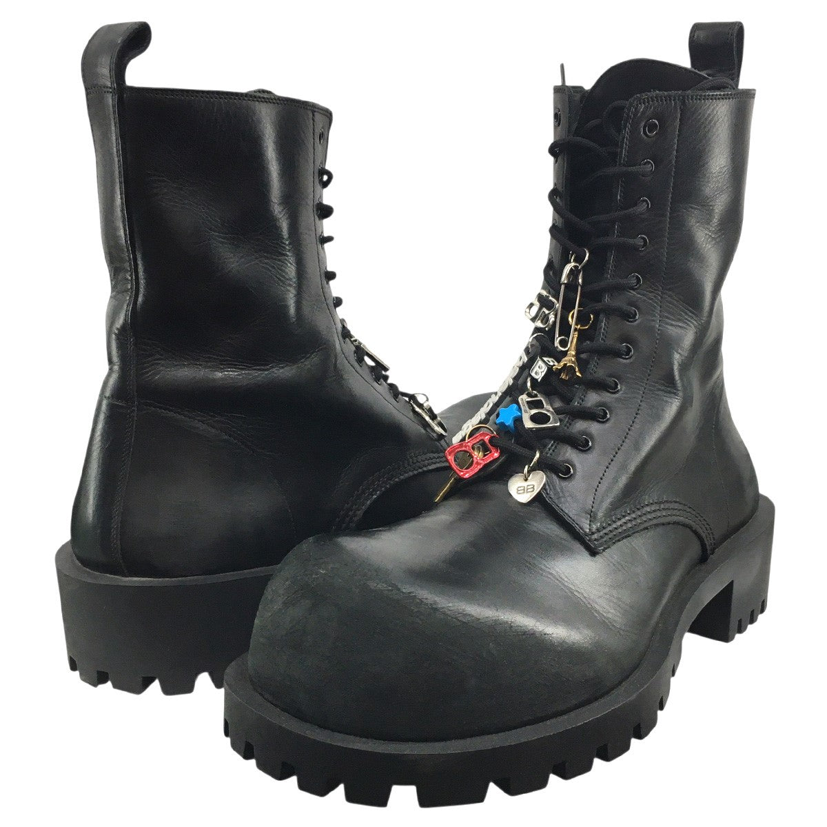 BALENCIAGA デムナ期 24AW Hummer Lace-Up Bootie チャーム付きVintage ヴィンテージ加工 ボリュームソール ハマー サイドジップ レザー ブーツ 靴 古着・中古-2枚目のアイテム画像