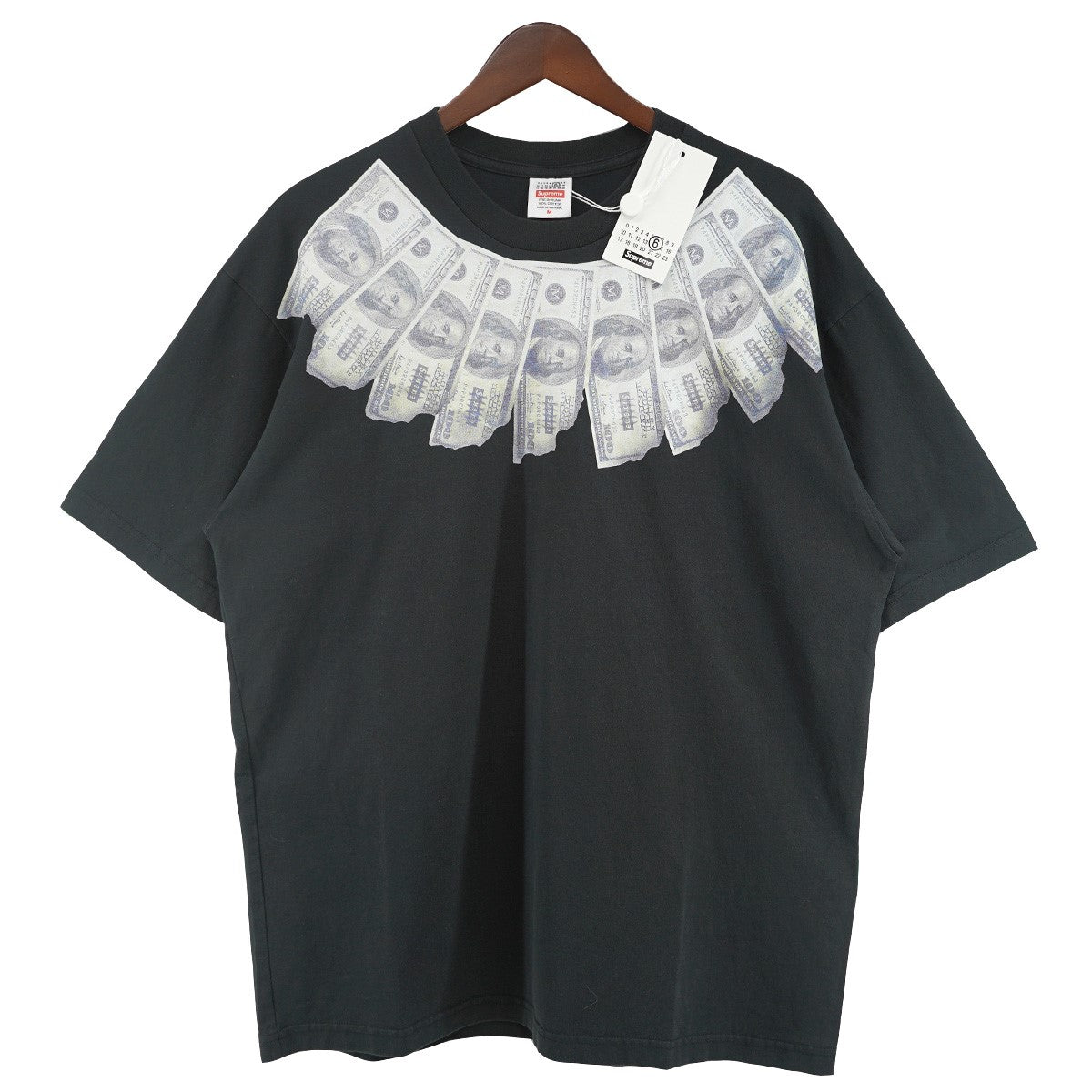 Supreme×MM6 Maison Margiela 26SS MM6 Maison Margiela Money S／S Topコラボ 100ドル札 グラフィック カレンダー ロゴ バック刺繍 Tシャツ
