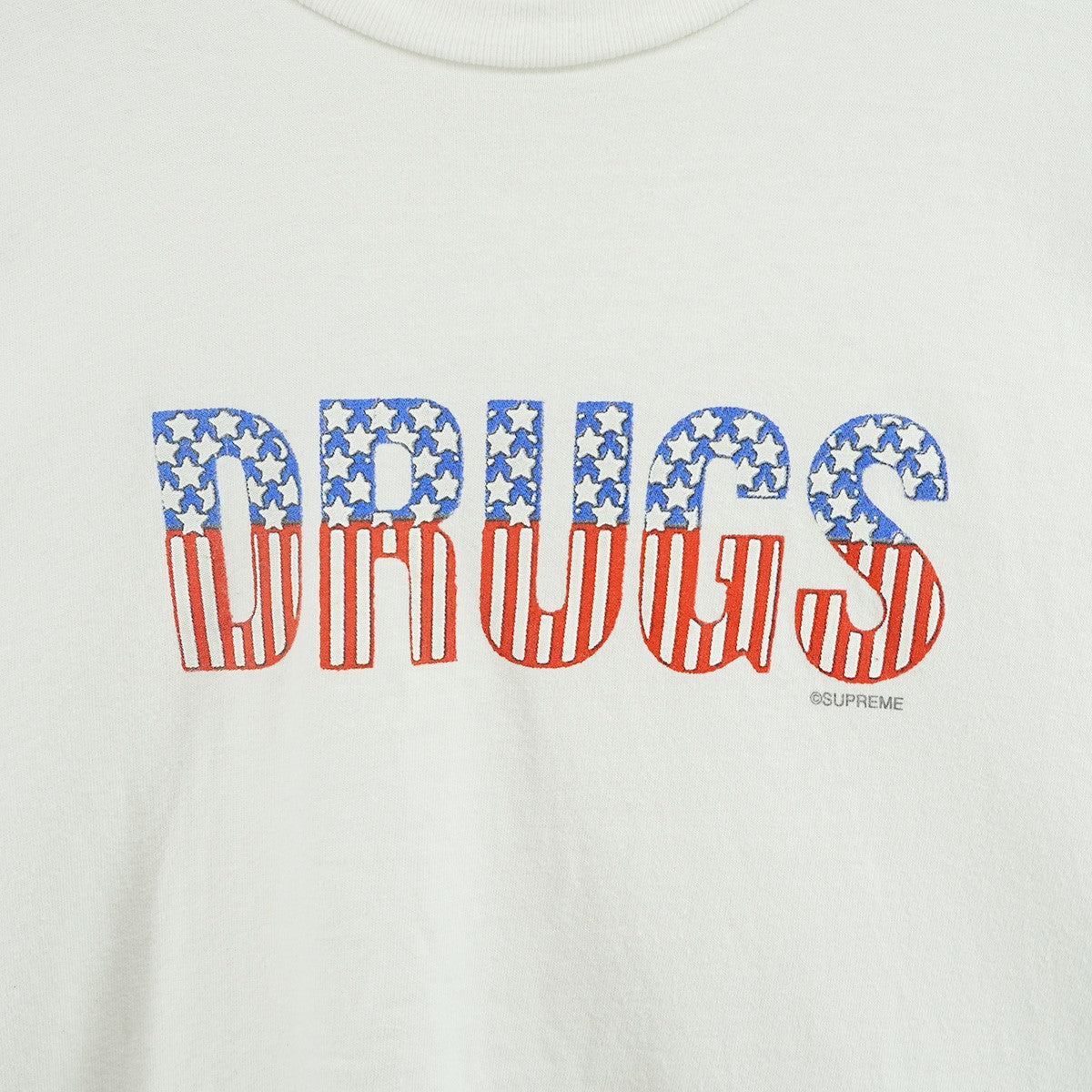 24AW Drugs Tee ドラッグス 星条旗 ロゴ Tシャツ