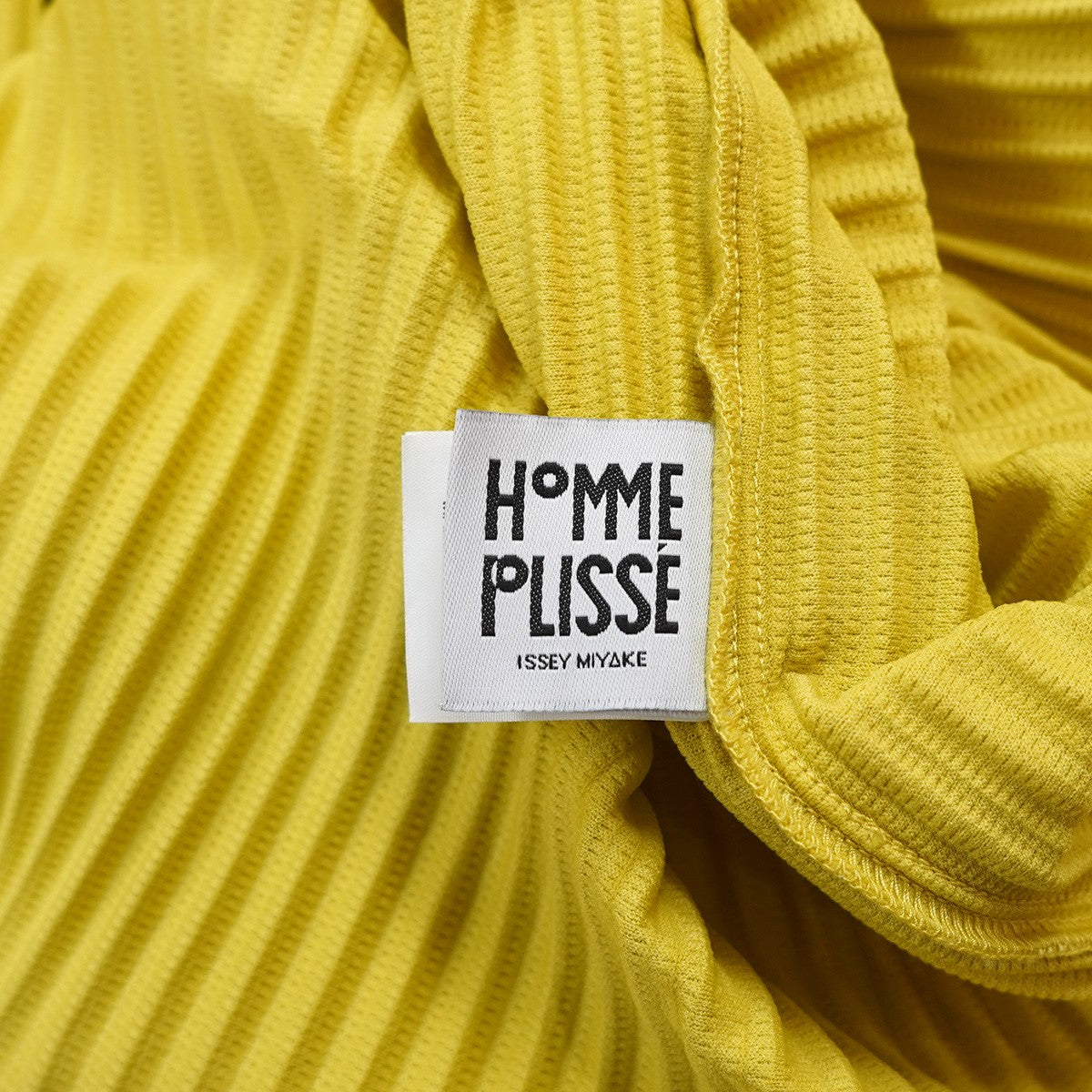 HOMME PLISSE ISSEY MIYAKE 25AW MONTHLY COLORS ： JULYプリーツ ドロップショルダー オープンカラー 開襟 半袖シャツ 古着・中古-4枚目のアイテム画像