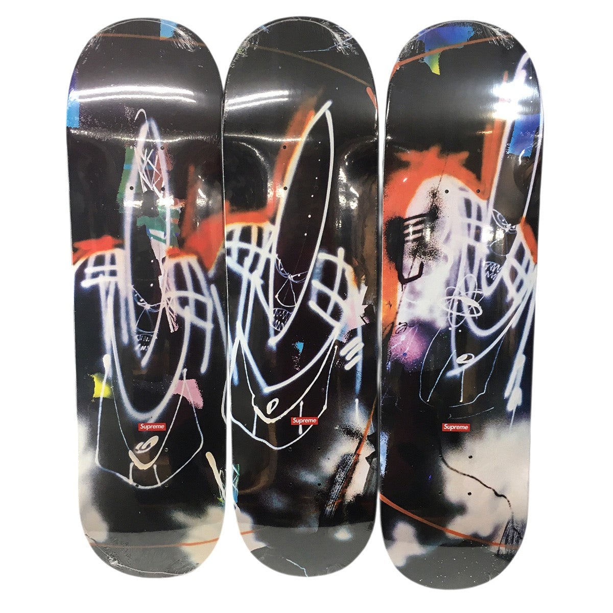 Supreme 22SS Futura Skateboards (Set of 3)フューチュラ グラフィック スケートボード スケボー デッキ 古着・中古-1枚目のアイテム画像