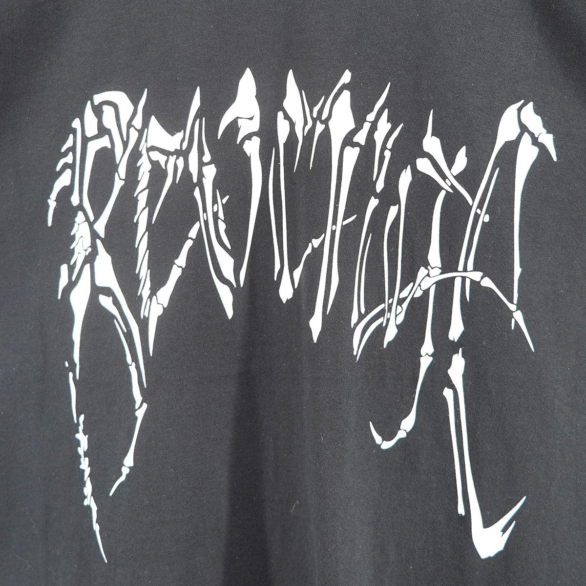 REVENGE 23SS Bones T-shirt ガーメントダイ 製品染め 加工 ボーン 骨 ロゴグラフィック スカル バック プリント オーバーサイズ ボックスシルエット 半袖 Tシャツ 古着・中古-3枚目のアイテム画像