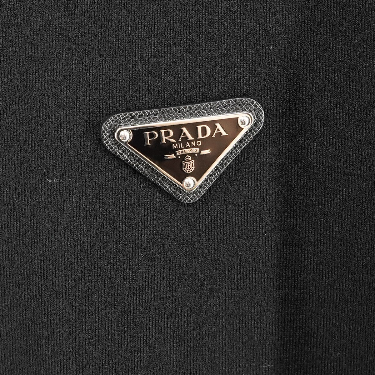 PRADA 24AW スーパーファインウールカーディガン トライアングルロゴ 三角プレート ドライバーズ ジップアップ ニット セーター 古着・中古-2枚目のアイテム画像