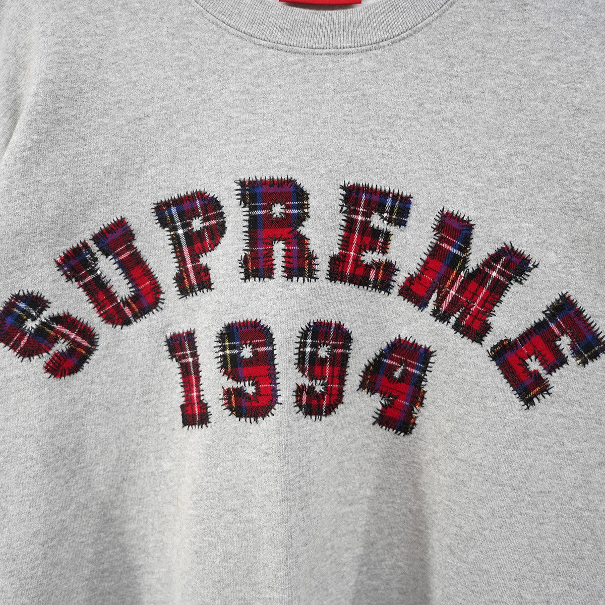 Supreme(シュプリーム) 26SS Plaid Arc Crewneck Heather Greyプレイド