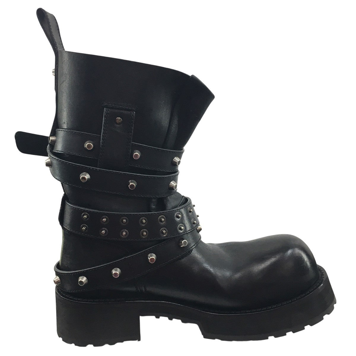 VENOM CITY BOOTIE ブラック Worn-out カーフスキンスタッズ ヴェノム ベルテッド ロゴ ブーツ