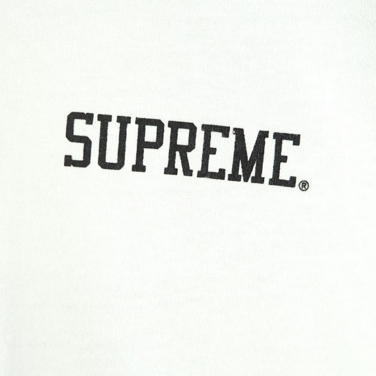 26SS Mike Kelley Banner Tee マイク・ケリー Emerald Eyeholeスカル 髑髏 クローバー バックプリント  ロゴ 半袖 Tシャツ