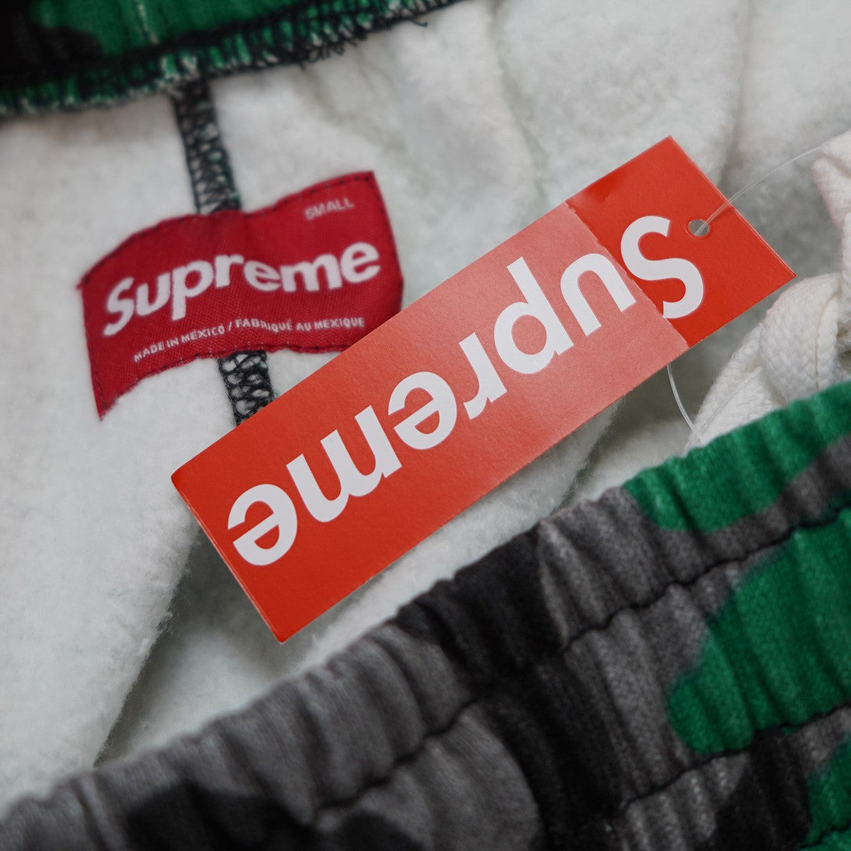 25AW Small Box Sweatpantスモール ボックス ロゴ カモフラージュ 迷彩 イージー スウェットパンツ