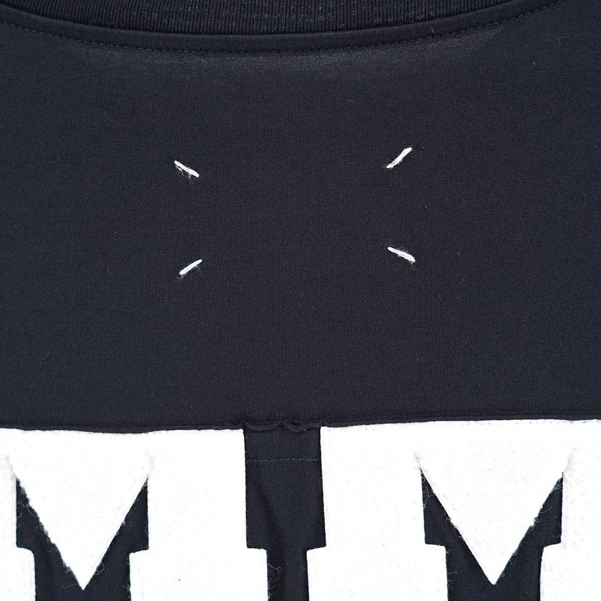 Maison Margiela 20AW Spliced MM ロゴ Tシャツ4ステッチ パイルパッチ サガラ刺繍 フットボールヨーク Tシャツ 古着・中古-5枚目のアイテム画像