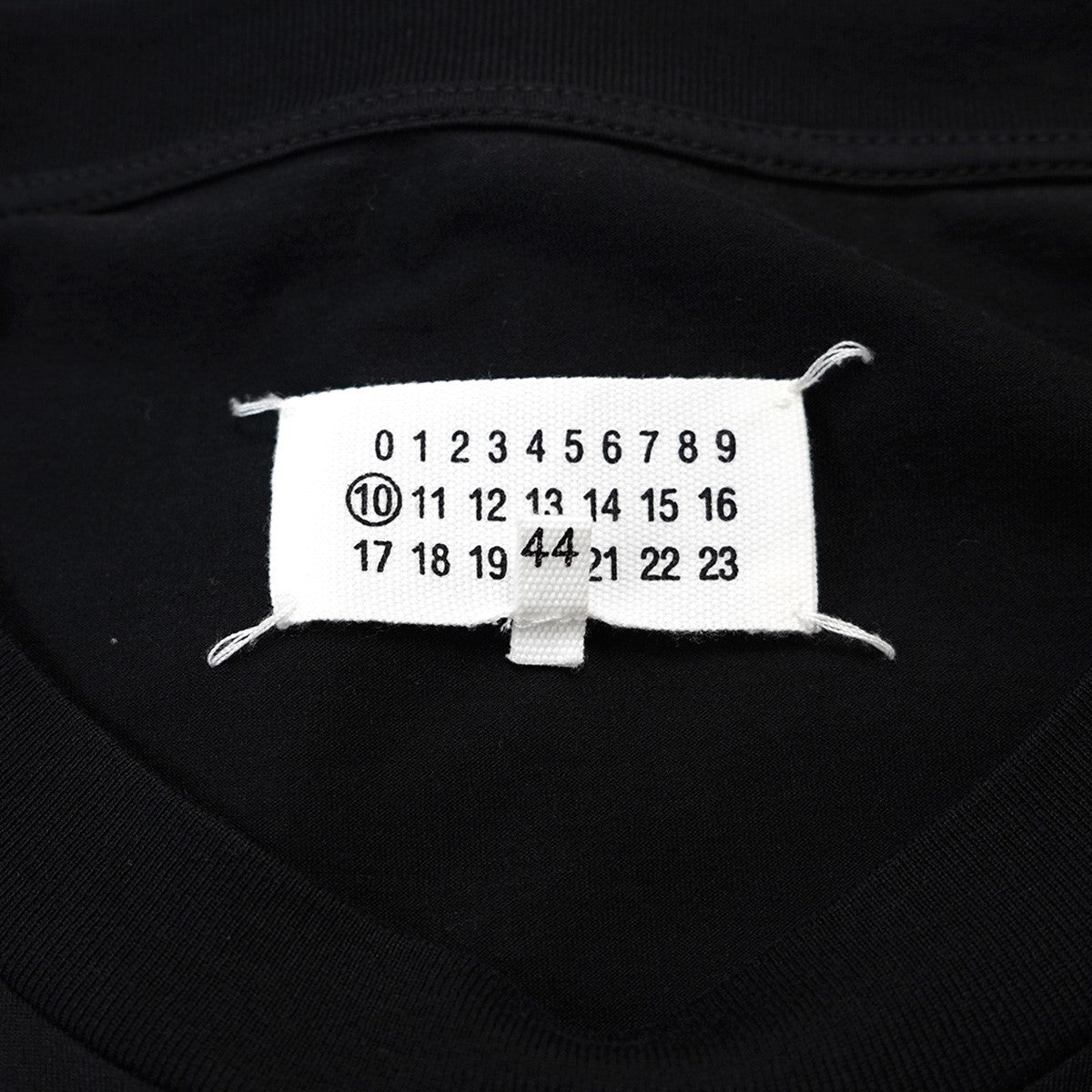 Maison Margiela 20AW Spliced MM ロゴ Tシャツ4ステッチ パイルパッチ サガラ刺繍 フットボールヨーク Tシャツ 古着・中古-7枚目のアイテム画像
