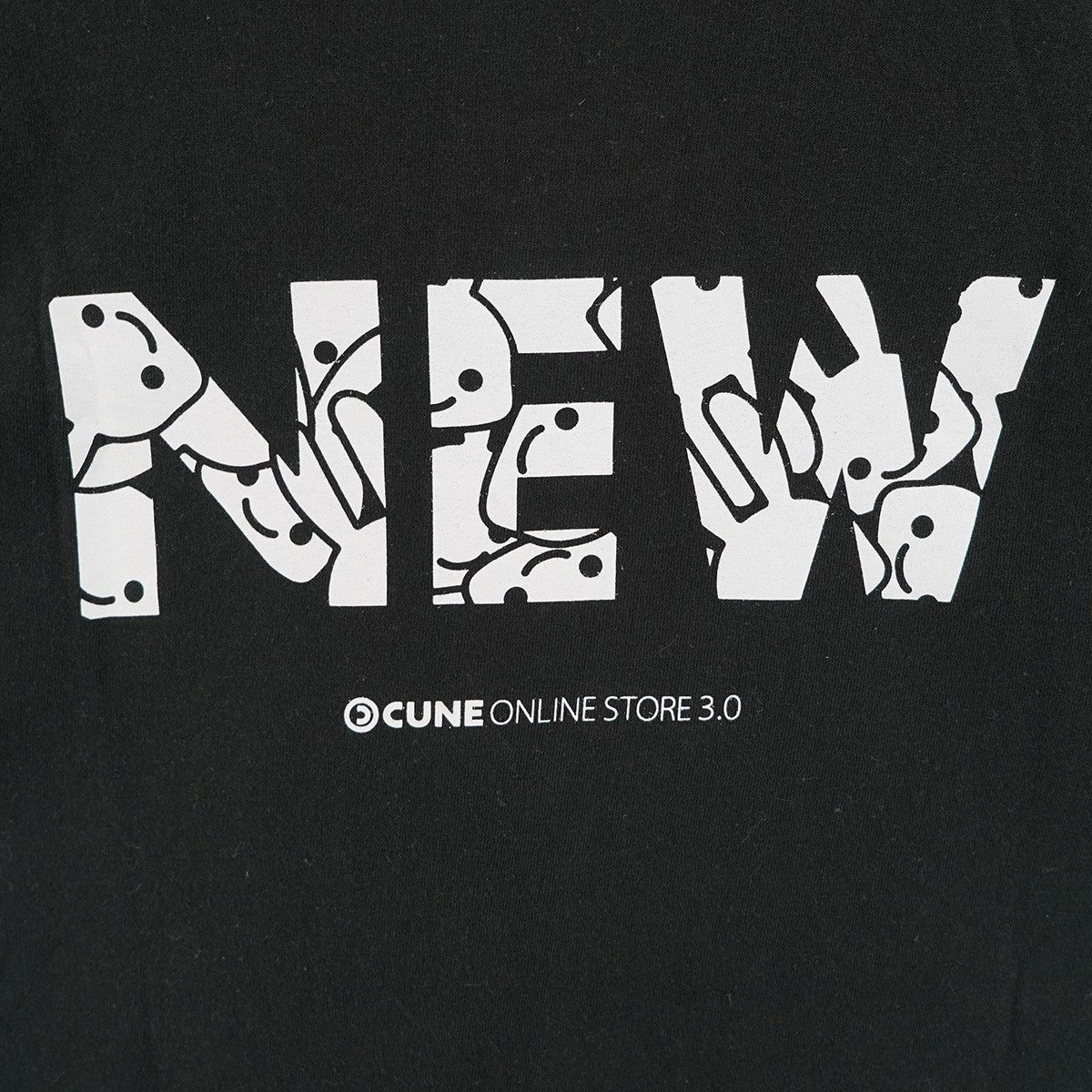 CUNE ONLINE STORE 3．0T-SHIRTSサウナスタッフ ロゴ Tシャツ