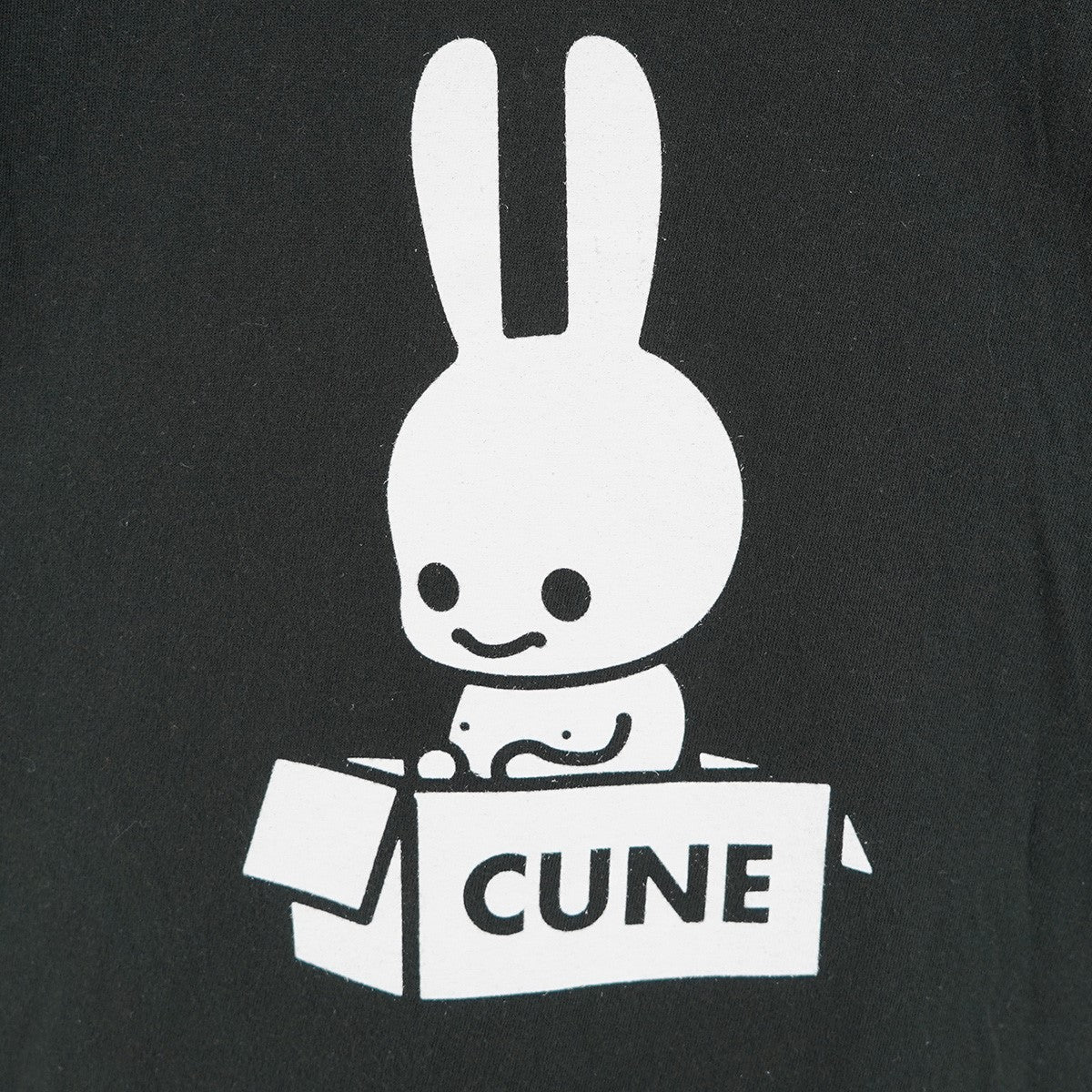 段ボール 捨て猫 ロゴ Tシャツ