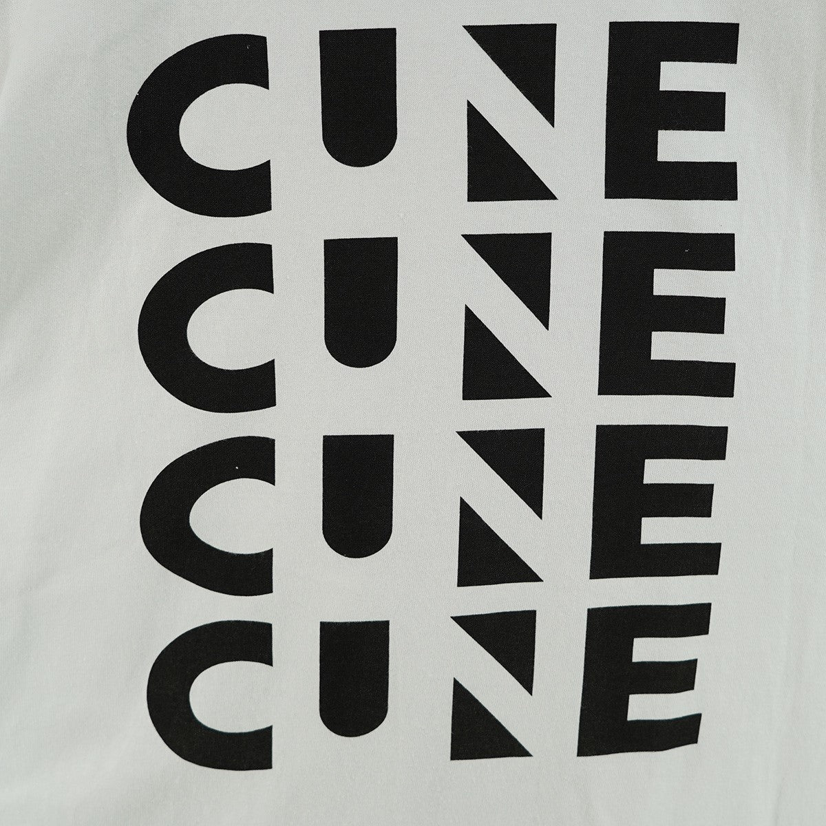 S／S Tee 推理4 ドッグシンク ロゴ Tシャツ