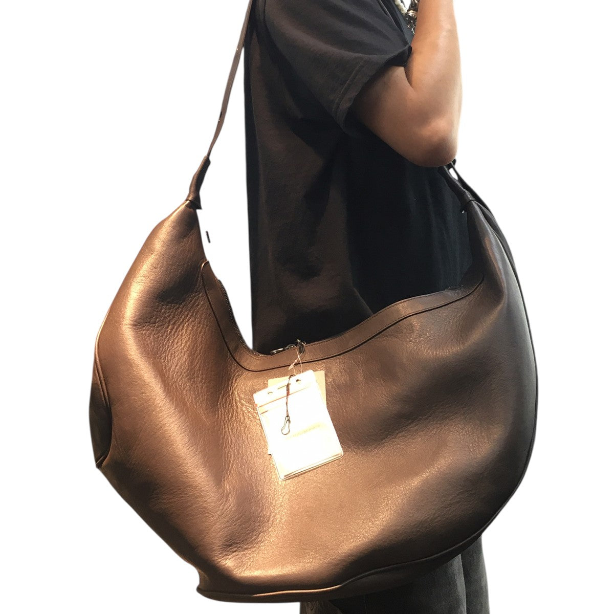25AW Moravia Bag モラビアバッグ ハーフムーン レザー ショルダーバッグ 鞄