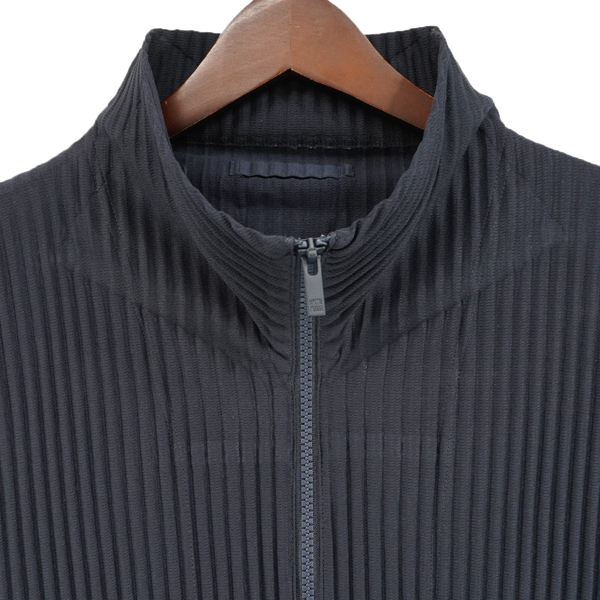 25AW BASICS プリーツ ジップアップ ジャケット